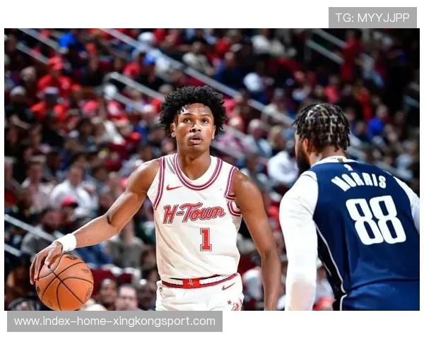 阿门高能全能线条!砍抢断盖帽样样精通——领略篮球场上的“全能神技” 阿门高能全能线条!砍抢断盖帽样样精通——领略篮球场上的“全能神技”