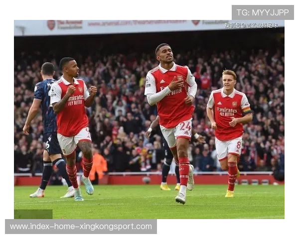 英超纽卡开局连贯推进流畅,攻势逐步堆叠