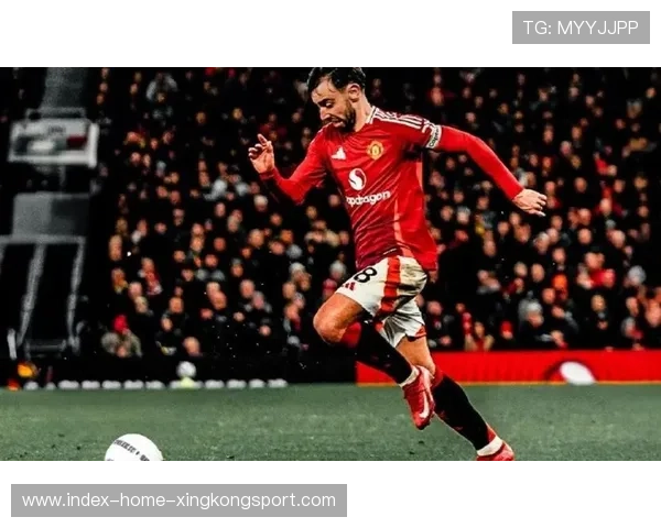 曼联定位球套路成功,布鲁诺精准弧线破门 曼联定位球套路成功,布鲁诺精准弧线破门